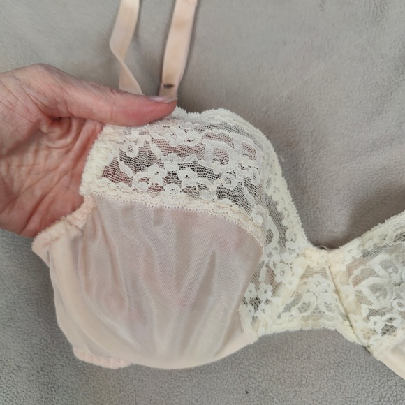 Vintage Christian Dior Intimates Lace Mesh Underwire Bra Peach 34C USA Made - Picture 5 of 9